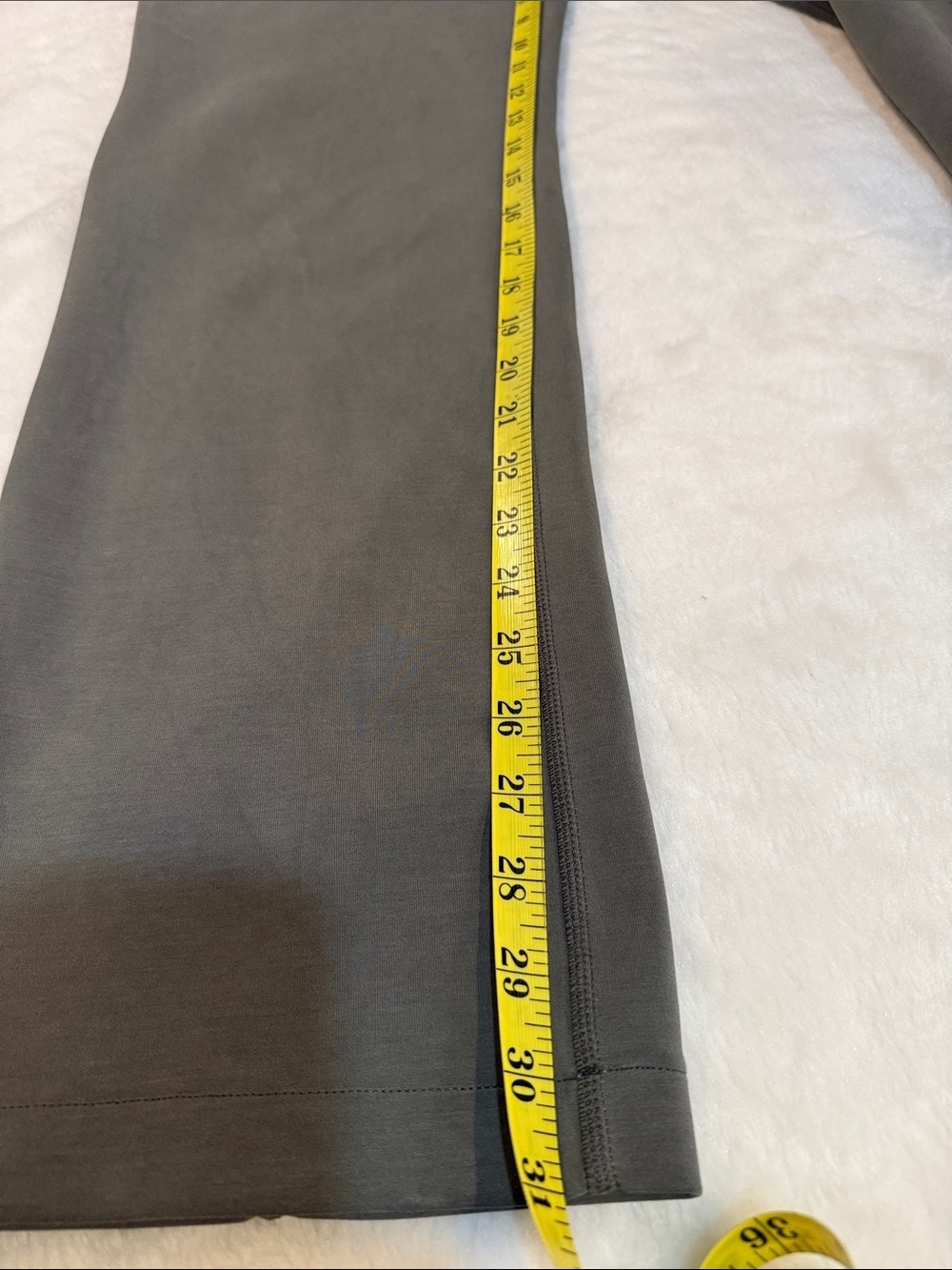 Lululemon Softstreme High Rise Wide Leg Pants Grey Sage Size 6 Modal Blend - Picture 8 of 9